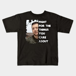 Fight For Ukraine Patriot Zelensky Distressed Soldier Kids T-Shirt